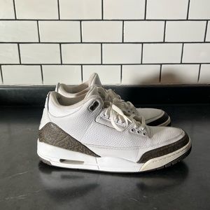 Jordan 3 “Mocha” size 14